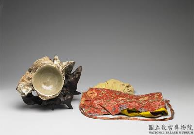 图片[2]-Celadon bowl in a oyster shell, Southern Song dynasty, 1127-1278-China Archive